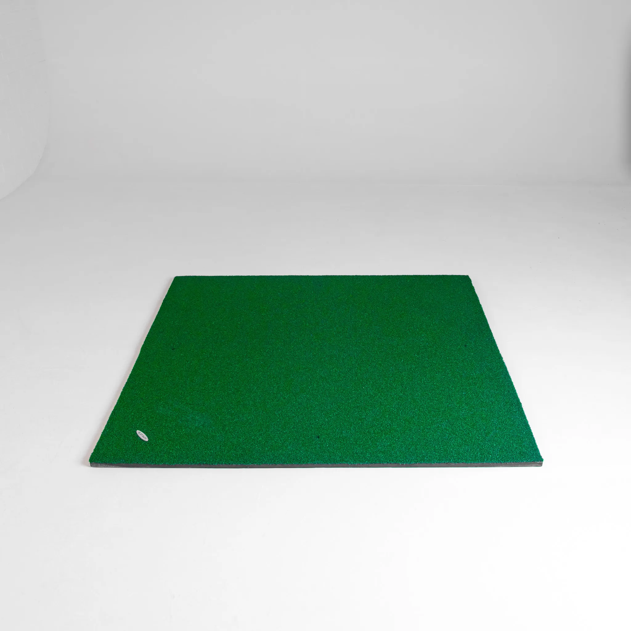 GOLFBAYS BASIC HITTING MAT 1.5 x 1.5 (4'11 X 4'11)