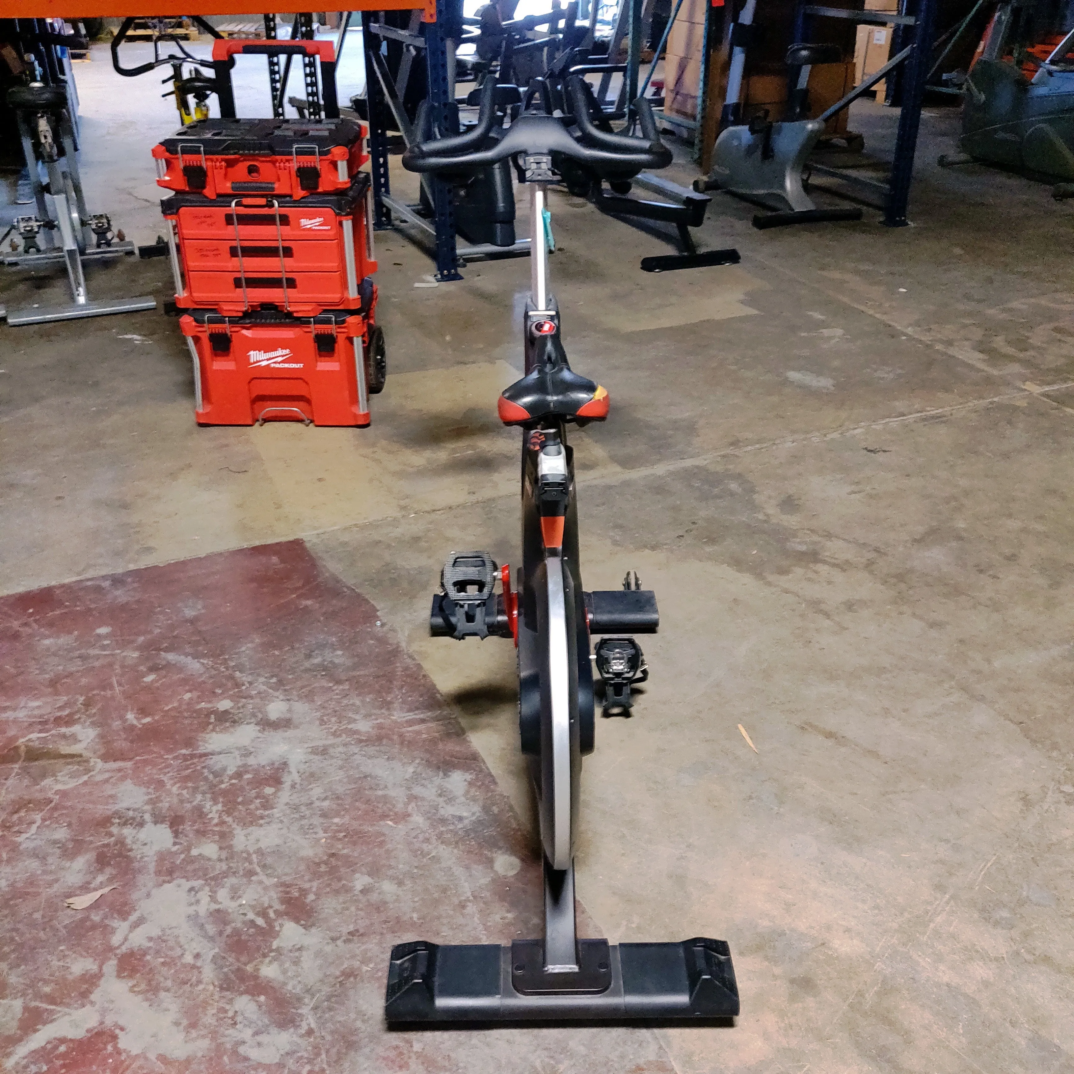 Matrix IC5 Upright Exercise Indoor Exercise Aerobic Cycle Bike