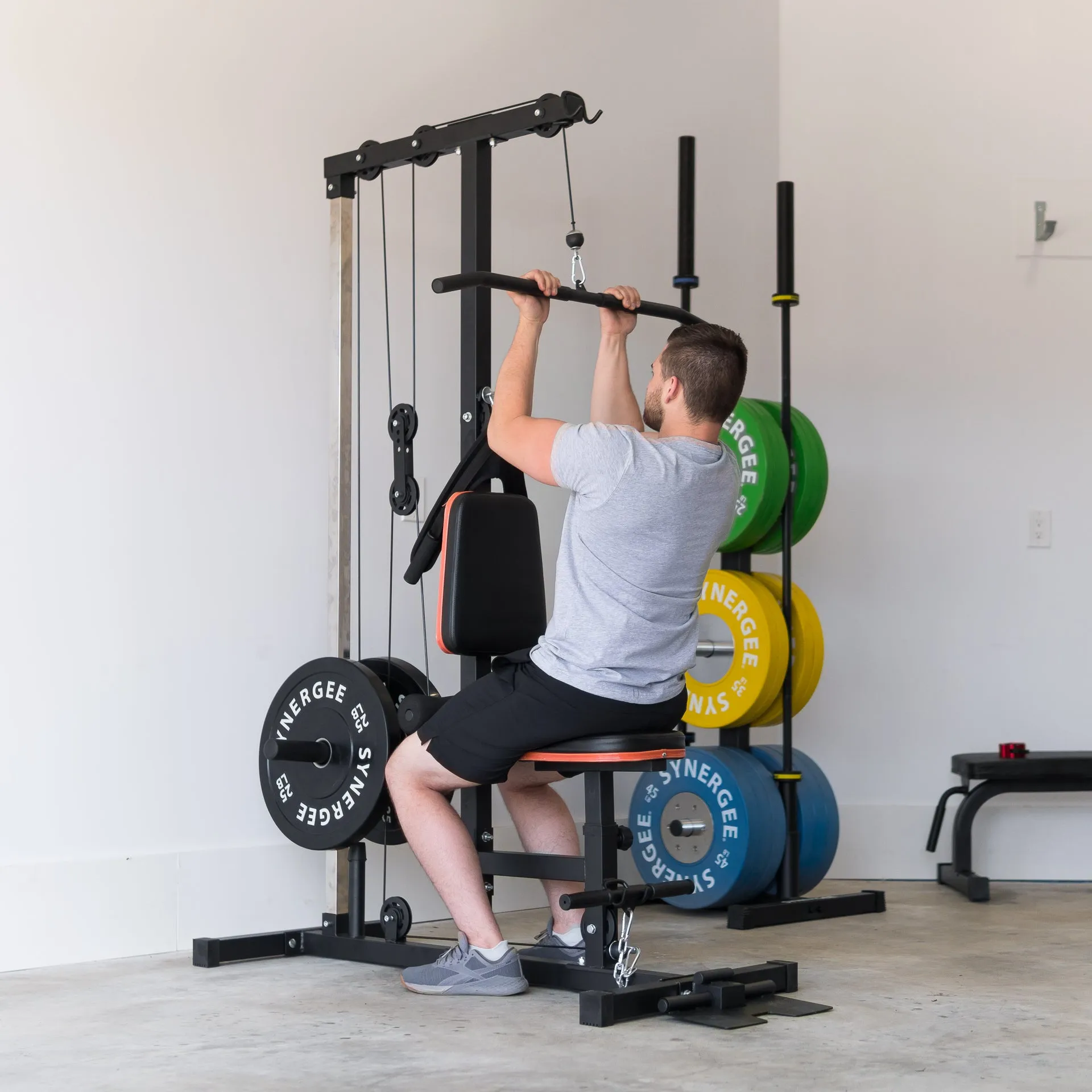 Synergee Lat Pulldown Machine